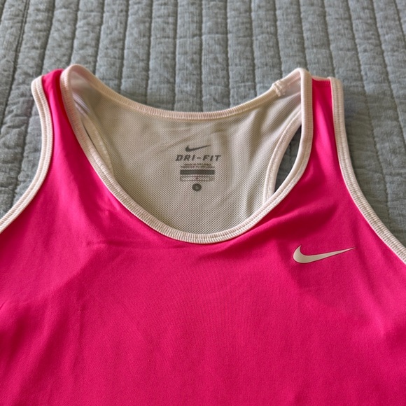 Nike Pink Tank Top - Picture 3 of 5